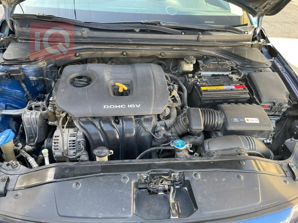 هيونداي النترا